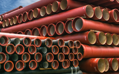 Tubería FRP vs acero vs HDPE: comparación técnica y económica