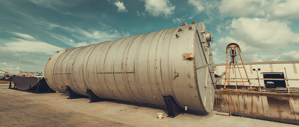Beneficios clave de los tanques FRP frente a acero y concreto